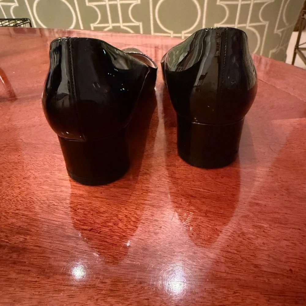 Manolo Blahnik Black Women's Shoes - Picture 7 of 7